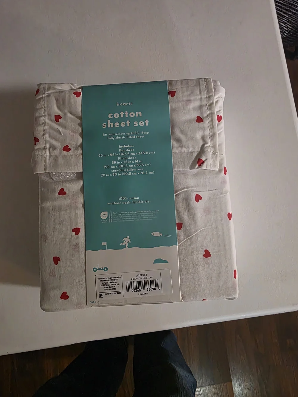 Pillowfort White Cotton Sheet Set with Red Heart Print